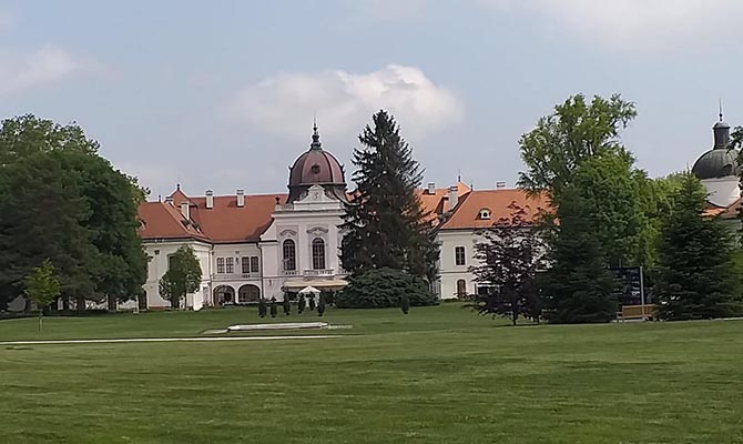 Kirándulás és színházlátogatás